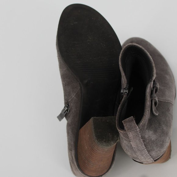 boots - Picture 6 of 8